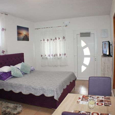 Studio apartman Tristan Zara Esterno foto