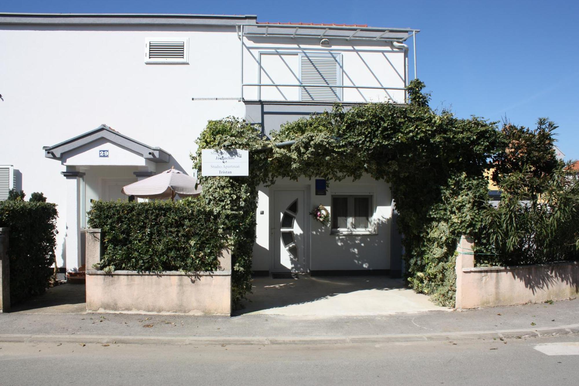 Studio apartman Tristan Zara Esterno foto